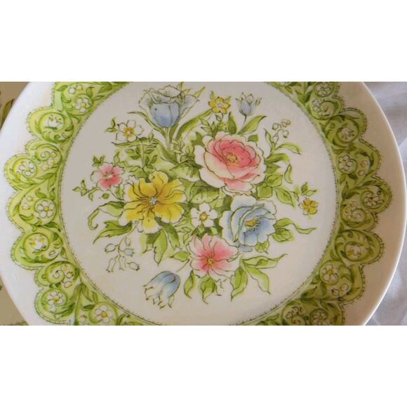Allied Chemical Melamine Plate Set of 7 RARE HARD TO FIND PATTERN Floral... - Picture 3 of 10